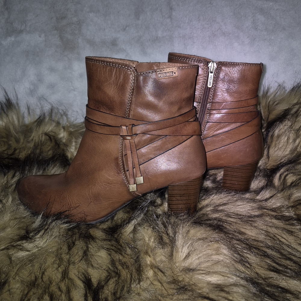 PIKOLINOS Brown Ankle Boots